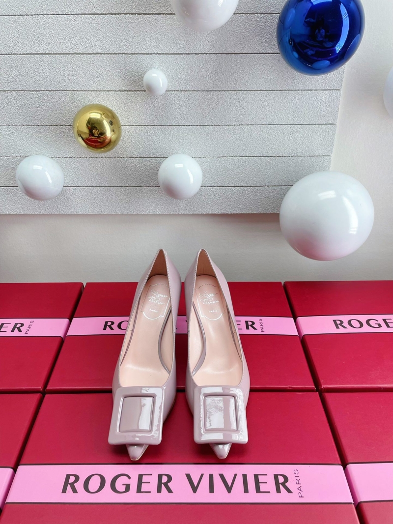 Roger Vivier Flat Shoes